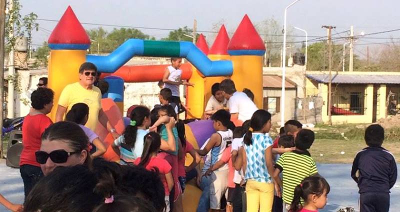 Gogui en los festejos del día del niño en el Playón de Independencia e Iriondo de Reconquista. 
