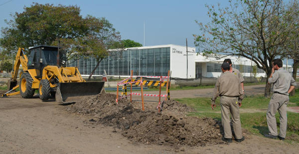 Trabajando en el recambio de cañerías