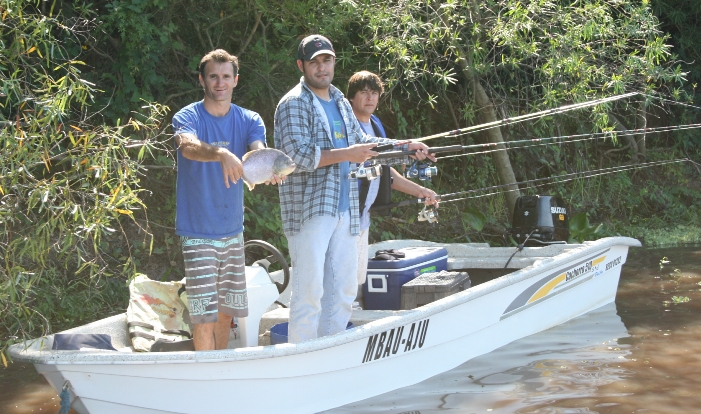 49 lanchas en el concurso de la palometa