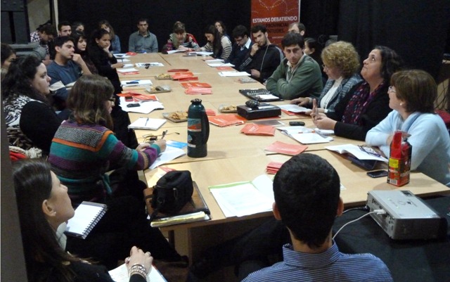 El proyecto de Ley de Juventudes incorporará la perspectiva de género