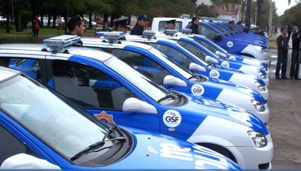 Provincia entrego 14 patrulleros