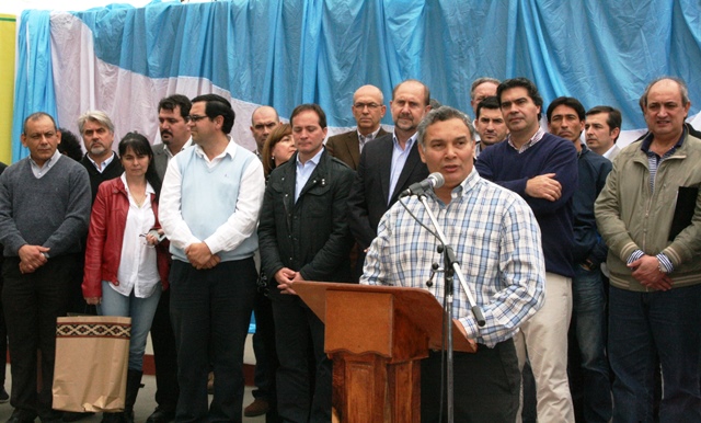 Visita de Capitanich a Chávez