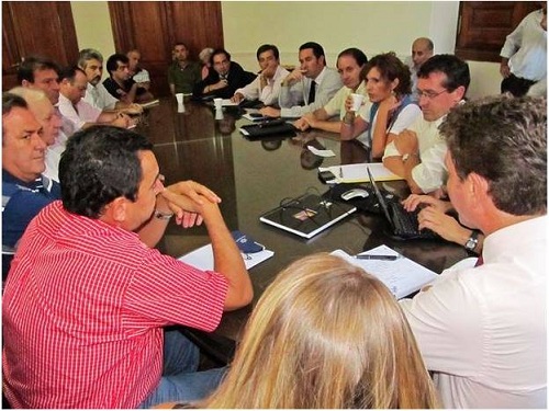 Municipales paran 72 horas