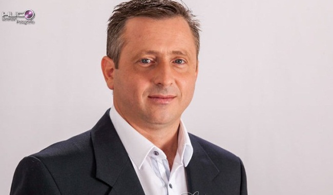 Lanzó su candidatura a senador