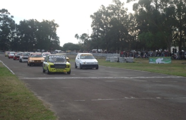 Volvió el automovilismo zonal