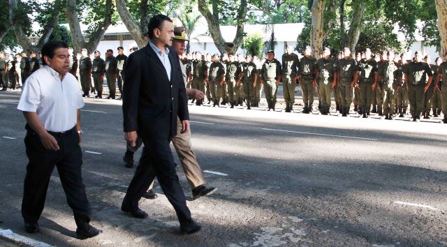 Galassi visitó a los efectivos de la Gendarmería