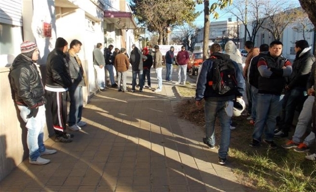Incertidumbre entre los trabajadores de pollo Pividori