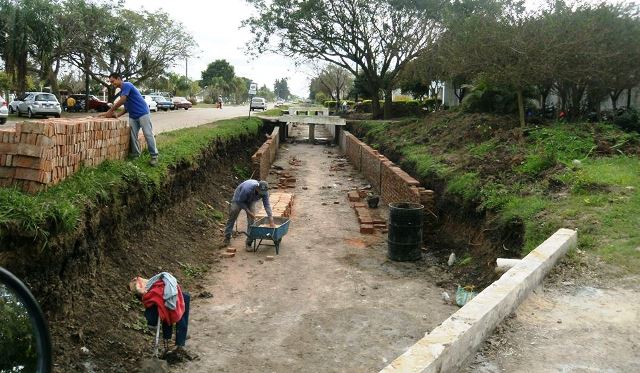 Iluminación en el área industrial