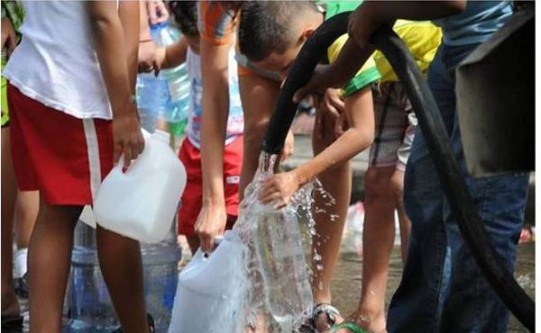 El agua de Golondrina, no apta para consumo humano