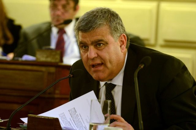 El PJ cruzó al oficialismo por la