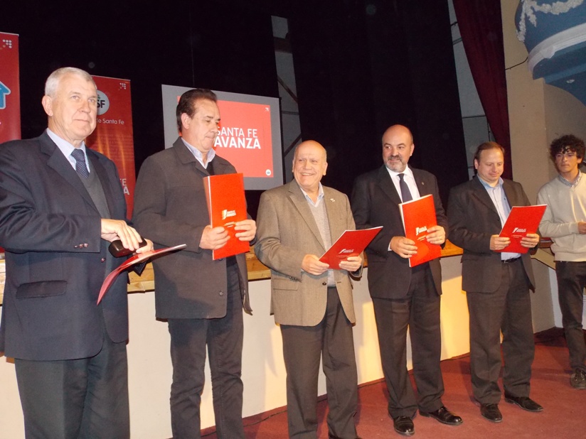 Entregaron fondos para iniciar obras de urbanización para 490 lotes