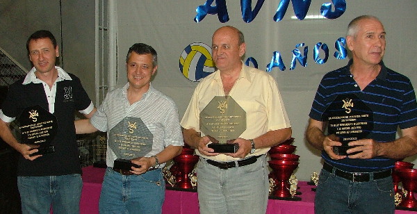 Reconocimientos a los mejores equipos