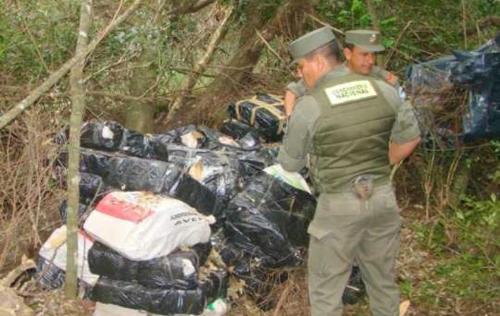 Incautan dos toneladas de droga