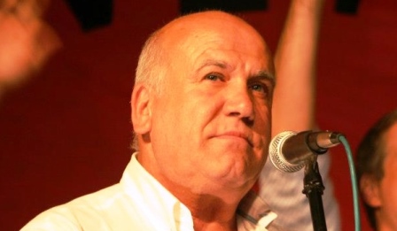 Jacinto mejora favorablemente