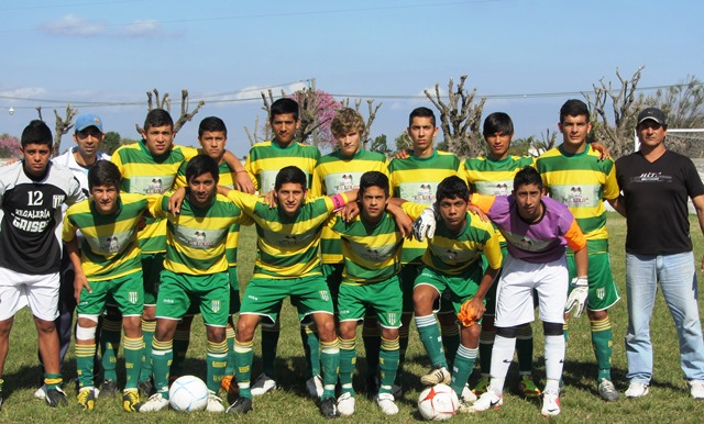Juveniles Sub 17 juegan la Semis