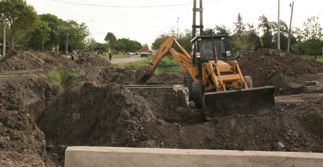 Construcción de la segunda alcantarilla