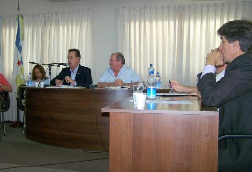 Marcón presentó el balance 2010 al HCM