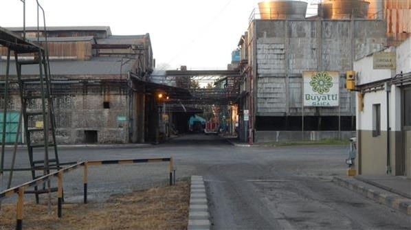 Incendio en la planta de Buyatti