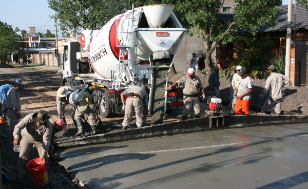 Pavimentaron la 4º cuadra del B° Norte
