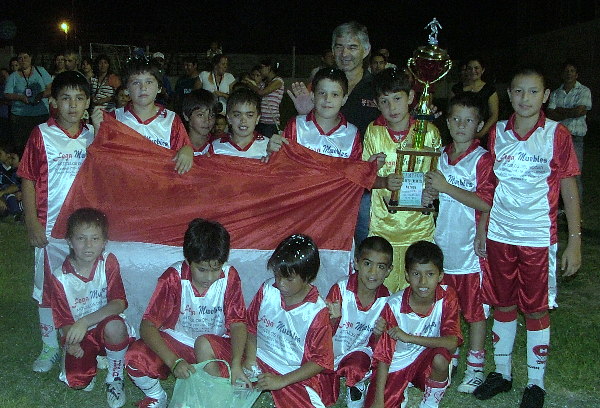 Entregan premios de la Liga Infantil