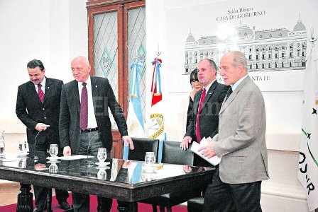 Proponen títulos públicos para financiar obras