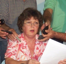 Renunció Estela Yaccuzzi a su banca de concejal