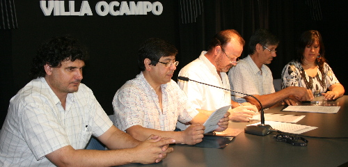 Firmaron convenio cloacal municipio y cotelvo