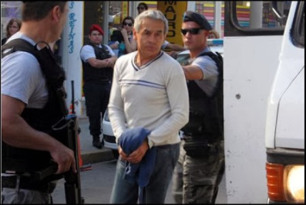 Trasladan represores