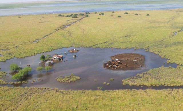 Brindan asistencia a productores afectados por la crecida del río Paraná