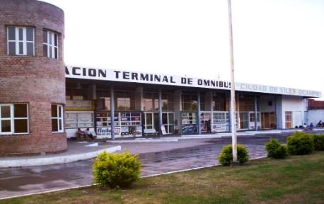 Roban en la terminal de ómnibus