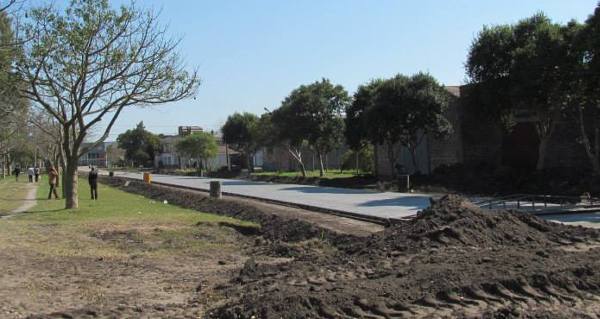 Continúa pavimentación del Bv. Urquiza