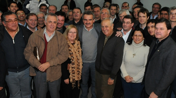 Se reunió con los candidatos a intendente electos del Frente Santa Fe