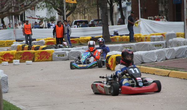 El karting desafió al mal tiempo