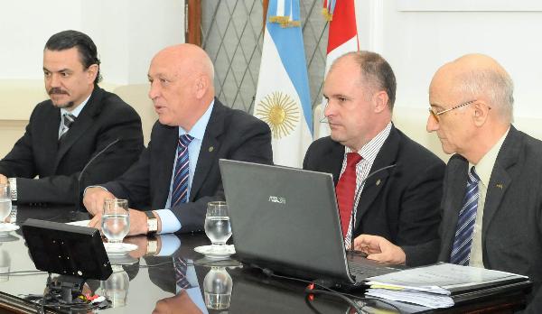 Se presentaron los principales ejes del presupuesto 2013
