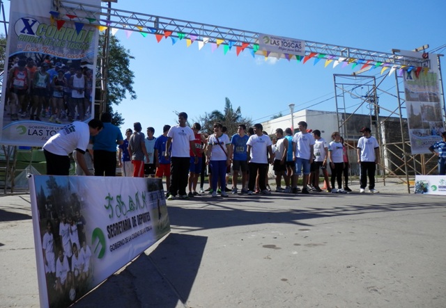 Exitosa 10ª corrida en el mes de aniversario de la ciudad