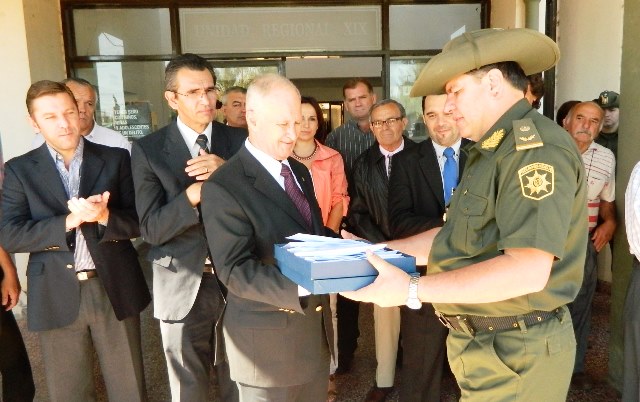 19 camionetas para la Guardia Rural Los Pumas