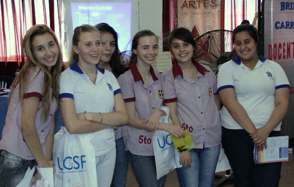 Se realizó la Feria de las Carreras