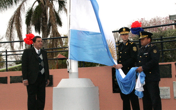 Acto emotivo en una mañana fría