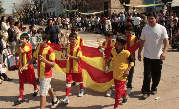 Gran desfile institucional