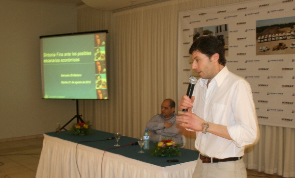 Se realizó la charla disertación