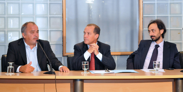 Declarar servicio publico la telefonía celular