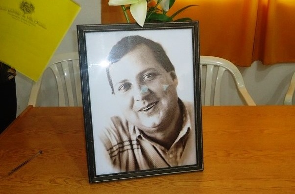 Impusieron el nombre de Luis Salas a un salón