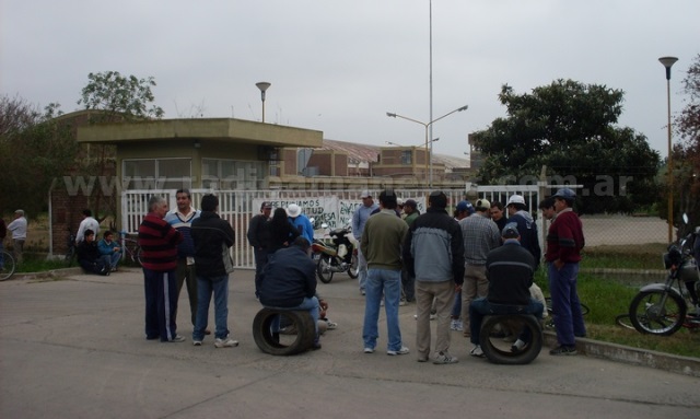 Acuerdo para que Algodonera Santa Fe vuelva a producir