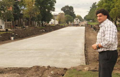 Pavimentan Bv. Urquiza