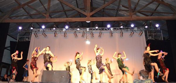 Pasó el Querer, Creer, Crear por Villa Cañás