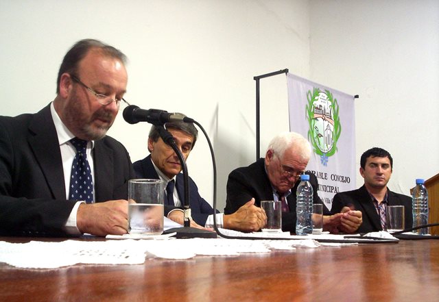 Paduán en el inicio de sesiones ordinarias