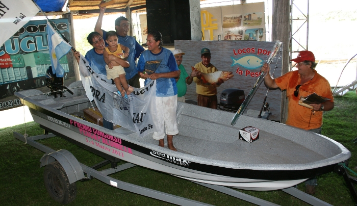 49 lanchas en el concurso de la palometa