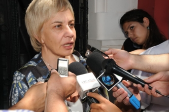 Quieren investigar a la ministra de Educación