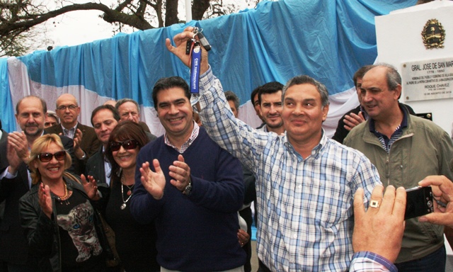 Visita de Capitanich a Chávez