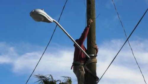 Cambiarán lámpara quemadas de alumbrado público
